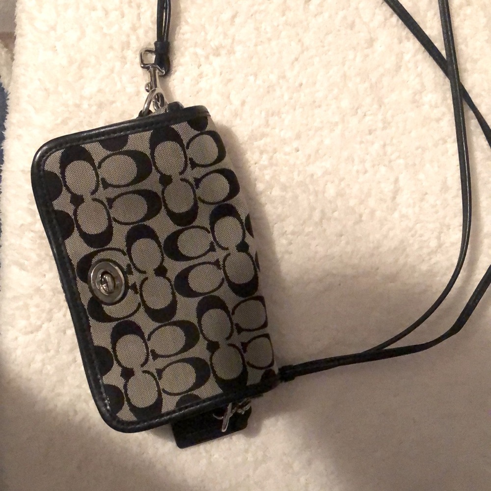 Coach - Signature Canvass Small Crossbody